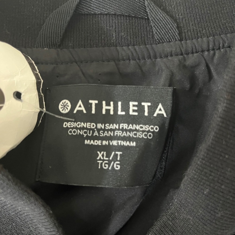 NWT Athleta Black endless Bomber Jacket Full Zip Women XL Lightweight Coat - Picture 9 of 12